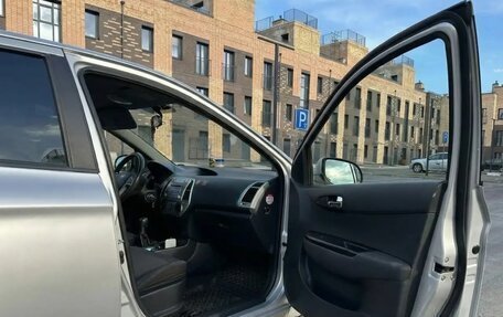 Hyundai i20 IB рестайлинг, 2010 год, 650 000 рублей, 13 фотография