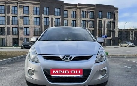 Hyundai i20 IB рестайлинг, 2010 год, 650 000 рублей, 18 фотография