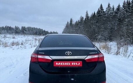 Toyota Corolla, 2013 год, 1 500 000 рублей, 6 фотография