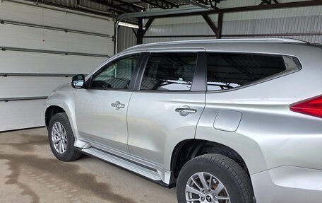 Mitsubishi Pajero Sport III рестайлинг, 2016 год, 3 400 000 рублей, 21 фотография