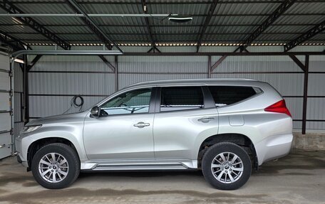 Mitsubishi Pajero Sport III рестайлинг, 2016 год, 3 400 000 рублей, 22 фотография