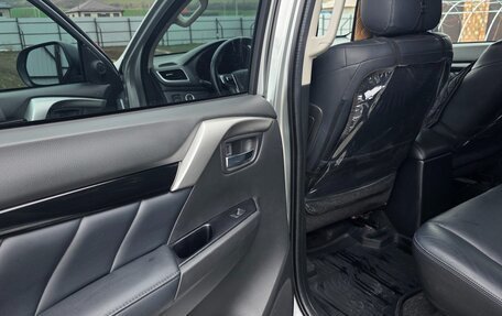 Mitsubishi Pajero Sport III рестайлинг, 2016 год, 3 400 000 рублей, 15 фотография