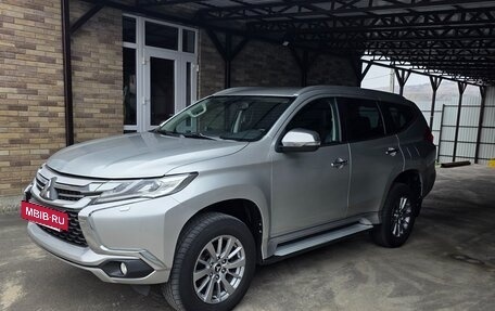 Mitsubishi Pajero Sport III рестайлинг, 2016 год, 3 400 000 рублей, 20 фотография