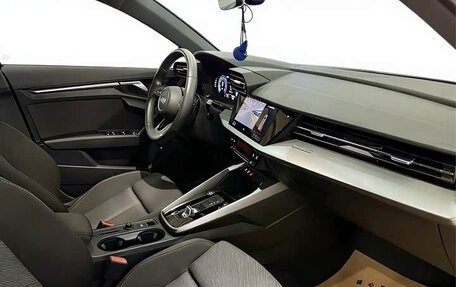 Audi A3, 2022 год, 2 250 000 рублей, 12 фотография