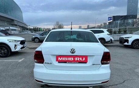 Volkswagen Polo VI (EU Market), 2016 год, 875 000 рублей, 4 фотография