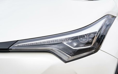 Toyota C-HR I рестайлинг, 2018 год, 1 950 000 рублей, 7 фотография