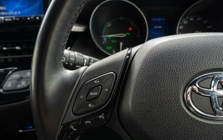 Toyota C-HR I рестайлинг, 2018 год, 1 950 000 рублей, 21 фотография