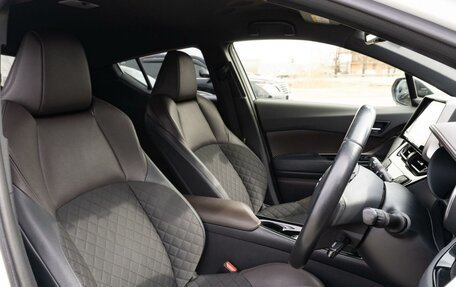 Toyota C-HR I рестайлинг, 2018 год, 1 950 000 рублей, 15 фотография