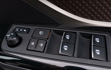 Toyota C-HR I рестайлинг, 2018 год, 1 950 000 рублей, 18 фотография