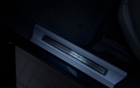 Land Rover Range Rover IV рестайлинг, 2018 год, 10 200 000 рублей, 9 фотография