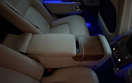 Land Rover Range Rover IV рестайлинг, 2018 год, 10 200 000 рублей, 18 фотография