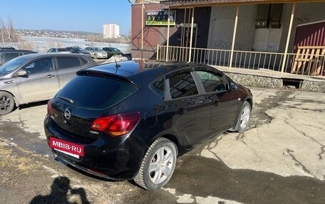Opel Astra J, 2011 год, 560 000 рублей, 5 фотография