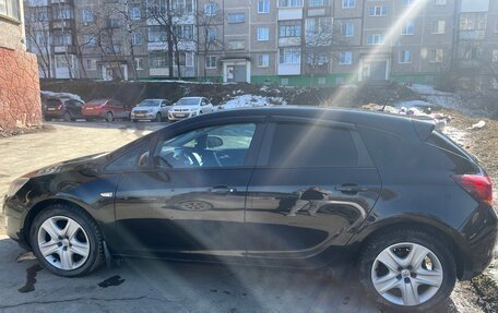 Opel Astra J, 2011 год, 560 000 рублей, 6 фотография