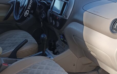 Toyota RAV4, 2001 год, 670 000 рублей, 6 фотография