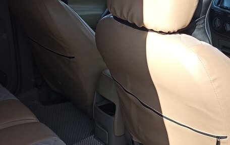 Toyota RAV4, 2001 год, 670 000 рублей, 9 фотография