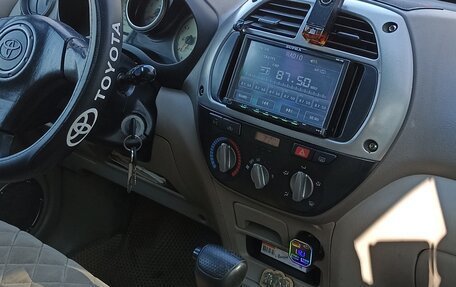 Toyota RAV4, 2001 год, 670 000 рублей, 10 фотография