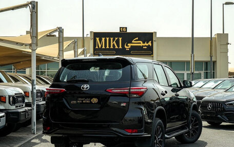 Toyota Fortuner II, 2026 год, 4 680 000 рублей, 4 фотография