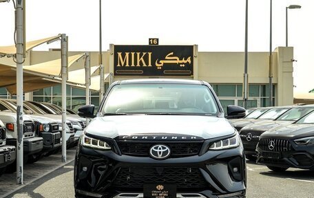 Toyota Fortuner II, 2026 год, 4 680 000 рублей, 2 фотография