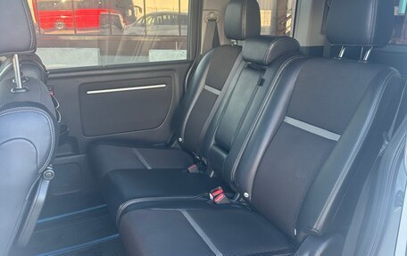 Honda Stepwgn IV, 2020 год, 2 500 000 рублей, 11 фотография