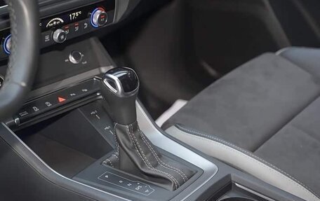 Audi Q3, 2023 год, 2 700 000 рублей, 15 фотография