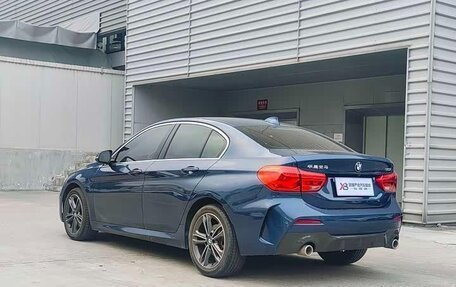 BMW 1 серия, 2022 год, 1 600 000 рублей, 6 фотография