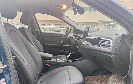 BMW 1 серия, 2022 год, 1 600 000 рублей, 14 фотография