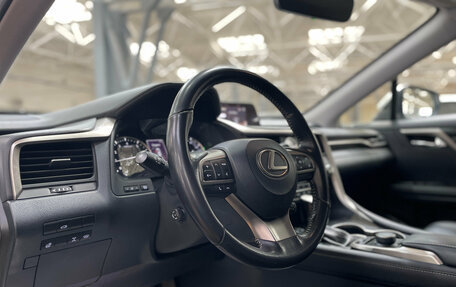 Lexus RX IV рестайлинг, 2019 год, 4 120 000 рублей, 20 фотография