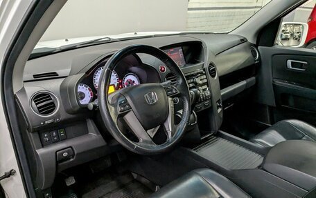 Honda Pilot III рестайлинг, 2012 год, 2 400 000 рублей, 8 фотография