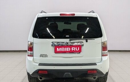 Honda Pilot III рестайлинг, 2012 год, 2 400 000 рублей, 28 фотография