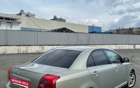 Toyota Avensis III рестайлинг, 2005 год, 640 000 рублей, 5 фотография