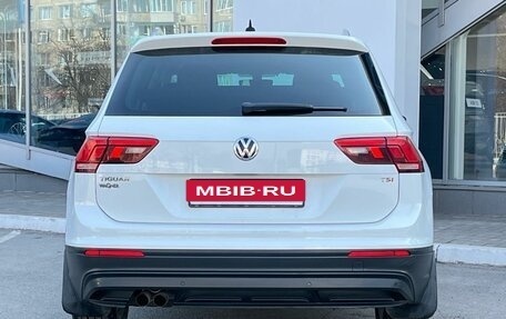 Volkswagen Tiguan II, 2017 год, 1 850 000 рублей, 5 фотография