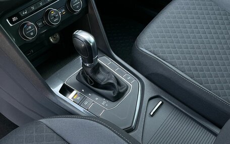 Volkswagen Tiguan II, 2017 год, 1 850 000 рублей, 15 фотография