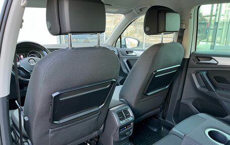 Volkswagen Tiguan II, 2017 год, 1 850 000 рублей, 27 фотография