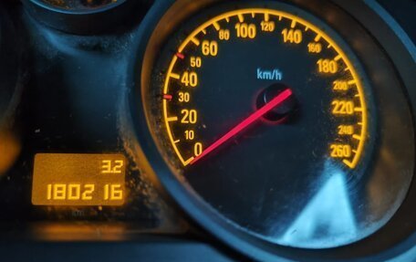 Opel Zafira B, 2011 год, 690 000 рублей, 3 фотография