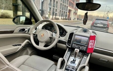 Porsche Cayenne III, 2013 год, 2 299 000 рублей, 17 фотография