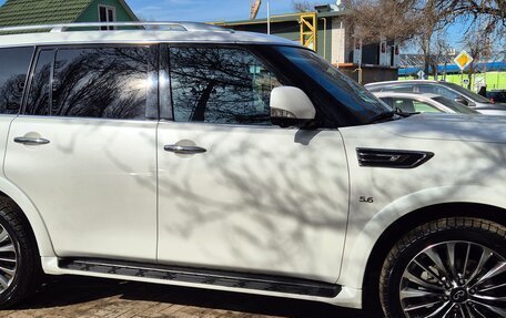 Infiniti QX80 I рестайлинг, 2019 год, 2 000 000 рублей, 14 фотография