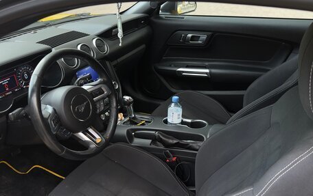 Ford Mustang VI рестайлинг, 2018 год, 4 000 000 рублей, 16 фотография