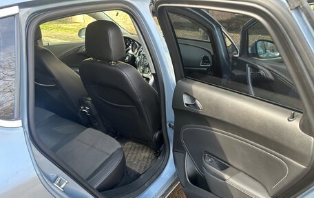 Opel Astra J, 2011 год, 650 000 рублей, 14 фотография