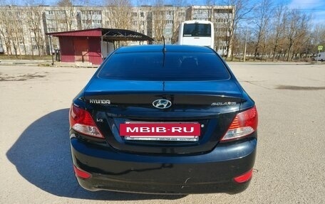 Hyundai Solaris II рестайлинг, 2012 год, 750 000 рублей, 6 фотография