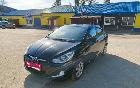 Hyundai Solaris II рестайлинг, 2012 год, 750 000 рублей, 2 фотография