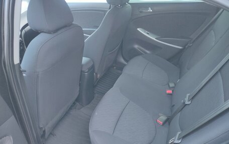 Hyundai Solaris II рестайлинг, 2012 год, 750 000 рублей, 27 фотография