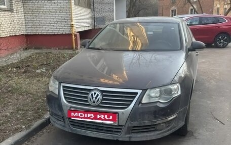 Volkswagen Passat B6, 2010 год, 780 000 рублей, 2 фотография