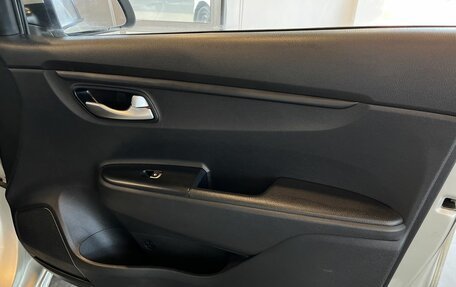 KIA Rio IV, 2020 год, 1 700 000 рублей, 28 фотография