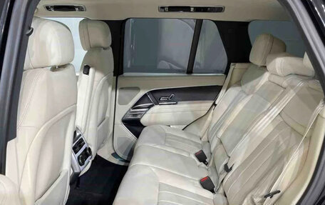 Land Rover Range Rover IV рестайлинг, 2022 год, 20 490 000 рублей, 4 фотография