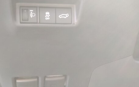 Toyota RAV4, 2026 год, 4 300 000 рублей, 16 фотография