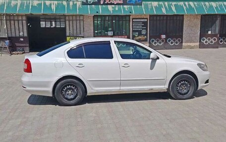 Skoda Octavia, 2011 год, 590 000 рублей, 2 фотография