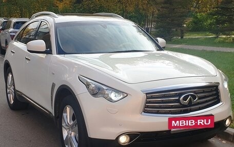 Infiniti FX II, 2012 год, 1 600 000 рублей, 2 фотография