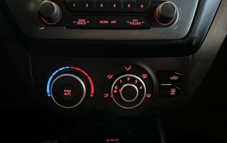 KIA Rio III рестайлинг, 2014 год, 825 000 рублей, 15 фотография