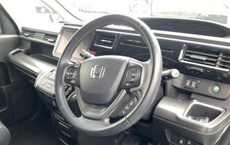 Honda Stepwgn IV, 2021 год, 2 551 505 рублей, 2 фотография