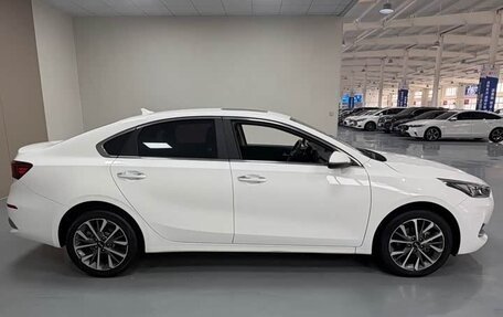 KIA K3, 2022 год, 1 690 000 рублей, 5 фотография